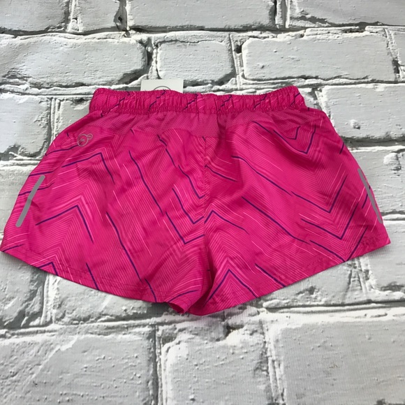 💕SALE💕NWT Puma Core Shorts in Beetroot Purple - Picture 3 of 8